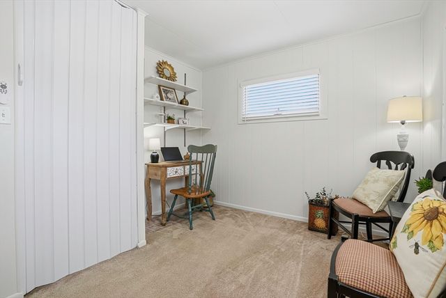 18 Delray Gdns, Northbridge, MA 01588