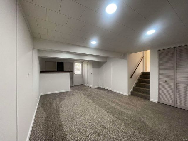 3201 E Bristol Street, Elkhart, IN 46514