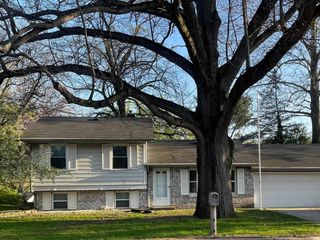 3201 E Bristol Street, Elkhart, IN 46514