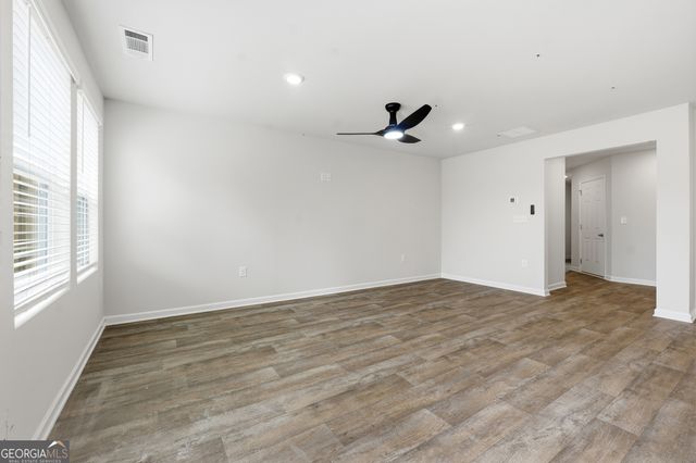 206 Norchester Avenue, Hogansville, GA 30230
