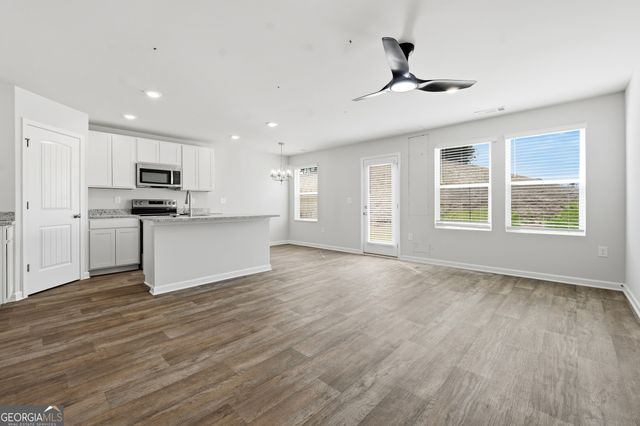 206 Norchester Avenue, Hogansville, GA 30230