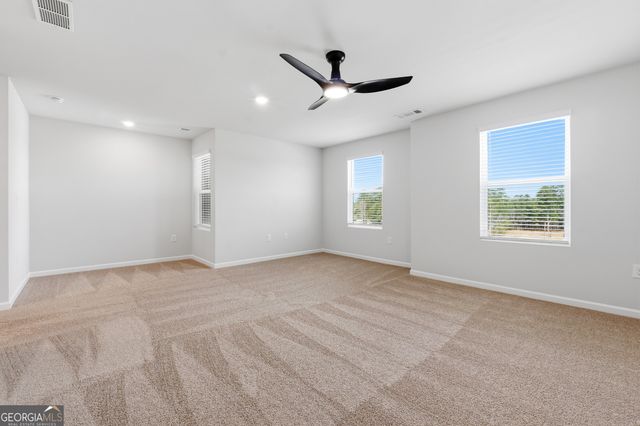 206 Norchester Avenue, Hogansville, GA 30230