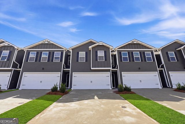 206 Norchester Avenue, Hogansville, GA 30230