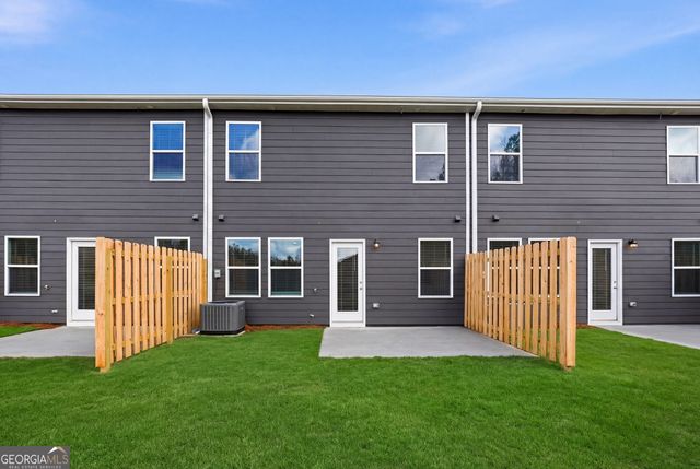 206 Norchester Avenue, Hogansville, GA 30230