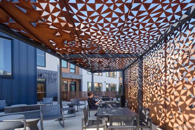 52 Kirkwood Avenue 212, San Francisco, CA 94124