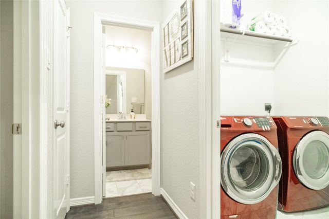 3419 Cabernet Shores Drive, Fulshear, TX 77441