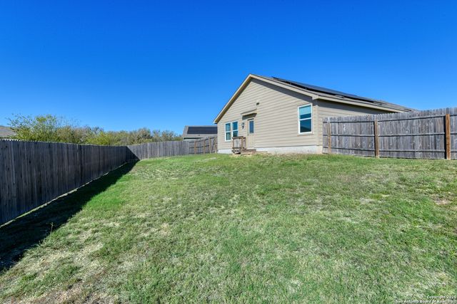 2658 Pechora Pipit St, New Braunfels, TX 78130