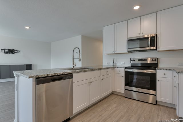 2658 Pechora Pipit St, New Braunfels, TX 78130