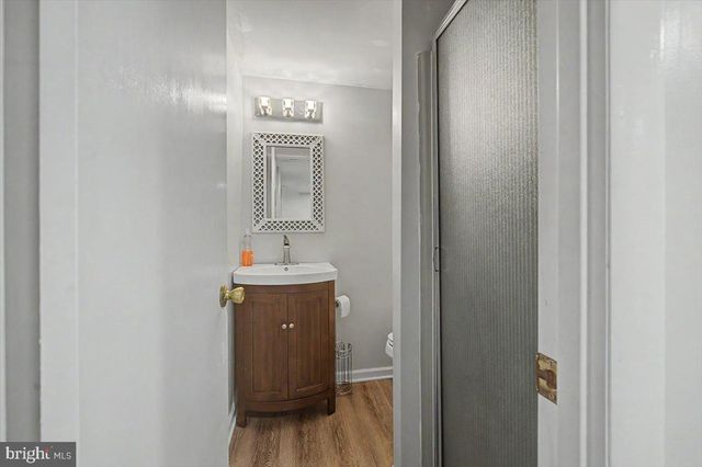 2202 AMHURST RD, Wilmington, DE 19803