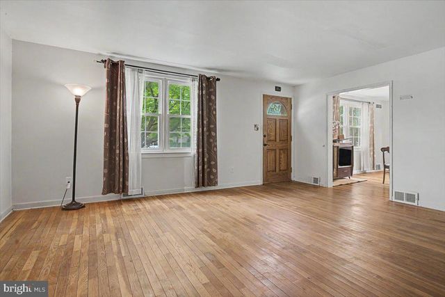 2202 AMHURST RD, Wilmington, DE 19803
