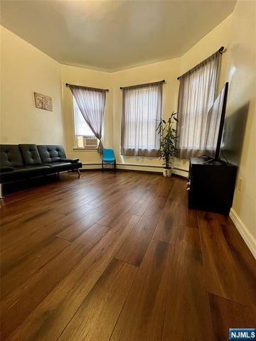 384 Morrissee Avenue, Haledon, NJ 07508