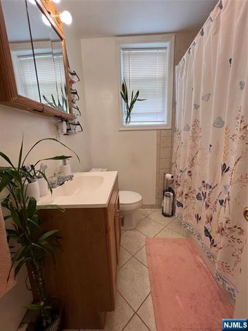 384 Morrissee Avenue, Haledon, NJ 07508