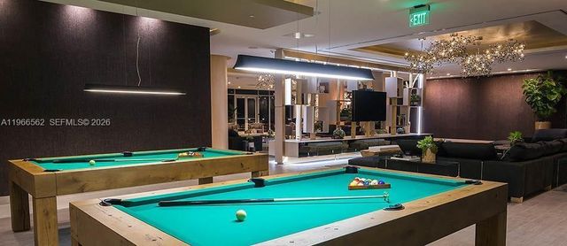 488 NE 18th St 802, Miami, FL 33132