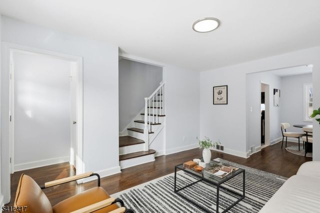 8 Edmund Pl, Irvington Twp., NJ 07111