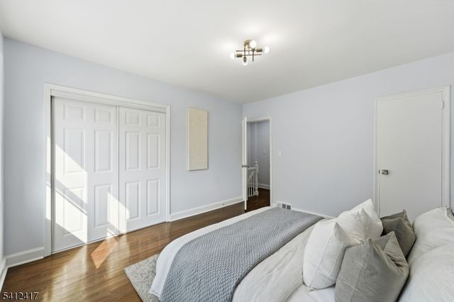 8 Edmund Pl, Irvington Twp., NJ 07111