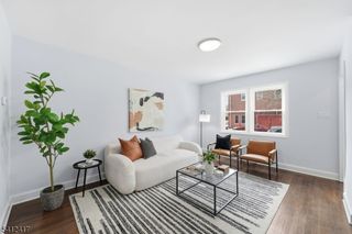 8 Edmund Pl, Irvington Twp., NJ 07111