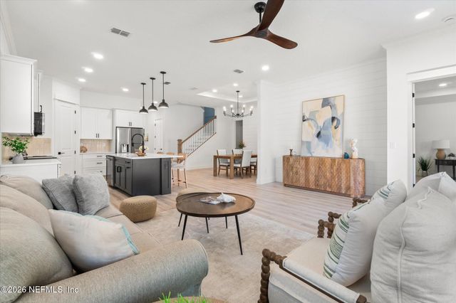 1005 6 Avenue N, Jacksonville Beach, FL 32250