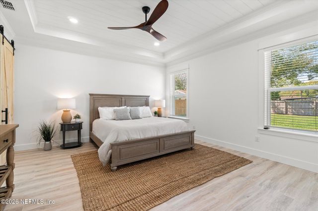 1005 6 Avenue N, Jacksonville Beach, FL 32250