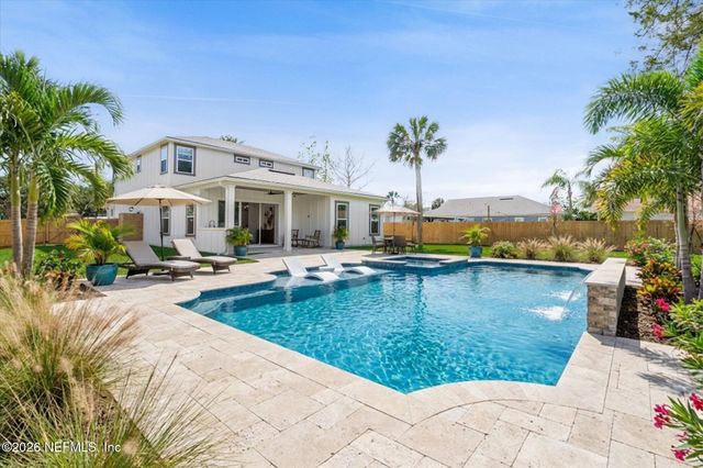 1005 6 Avenue N, Jacksonville Beach, FL 32250