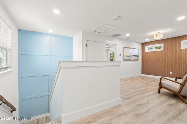 1005 6 Avenue N, Jacksonville Beach, FL 32250