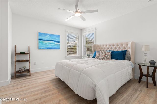 1005 6 Avenue N, Jacksonville Beach, FL 32250