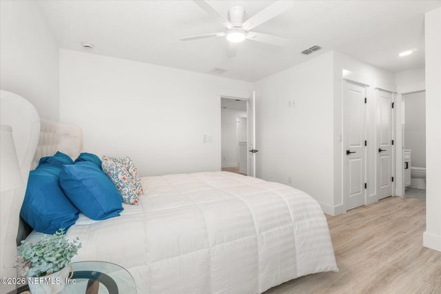 1005 6 Avenue N, Jacksonville Beach, FL 32250