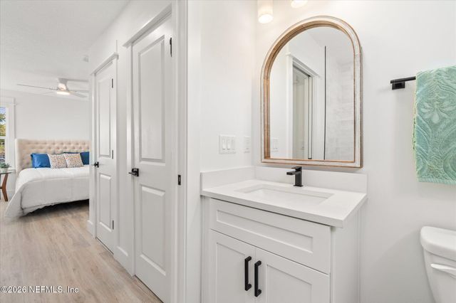 1005 6 Avenue N, Jacksonville Beach, FL 32250