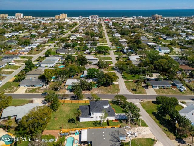 1005 6 Avenue N, Jacksonville Beach, FL 32250