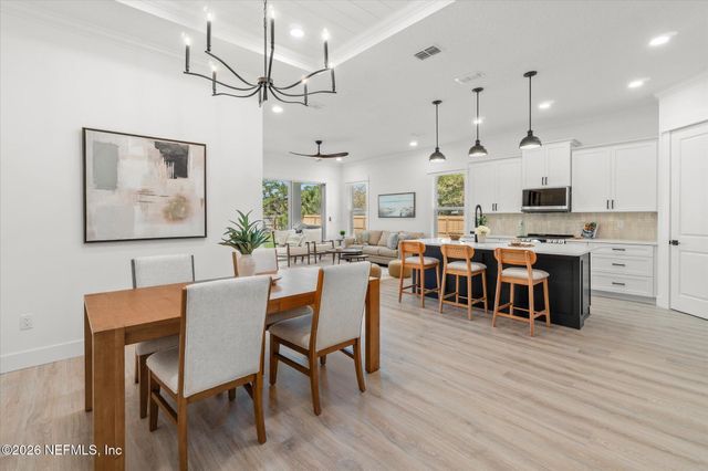 1005 6 Avenue N, Jacksonville Beach, FL 32250