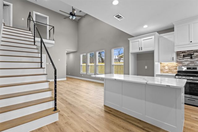 1408 E 1st North, Kaufman, TX 75142