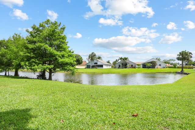 3408 Cypress Trail 104, West Palm Beach, FL 33417