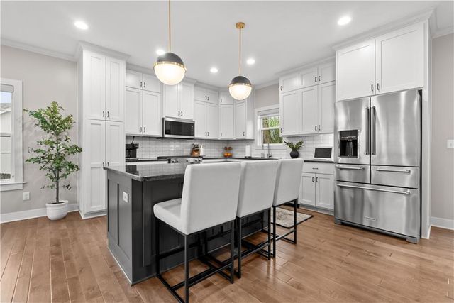 4608 SW 8th Street, Blue Springs, MO 64015