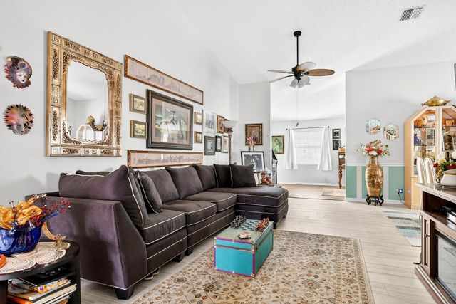 3862 Dafilee Circle, West Palm Beach, FL 33417
