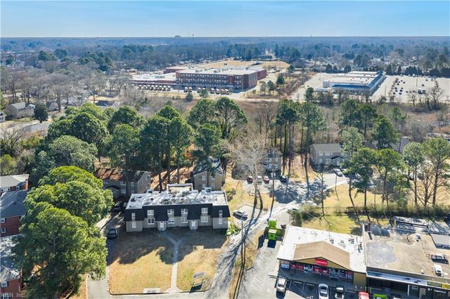 824 Post AVE, Chesapeake, VA 23324