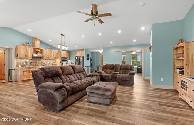 7355 E Narnia Circle, Palmer, AK 99645