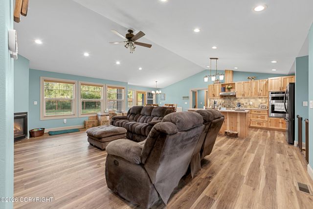 7355 E Narnia Circle, Palmer, AK 99645