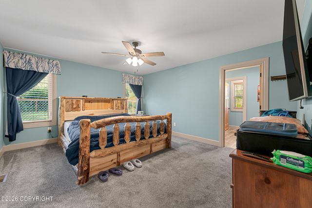 7355 E Narnia Circle, Palmer, AK 99645
