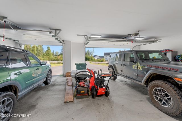 7355 E Narnia Circle, Palmer, AK 99645