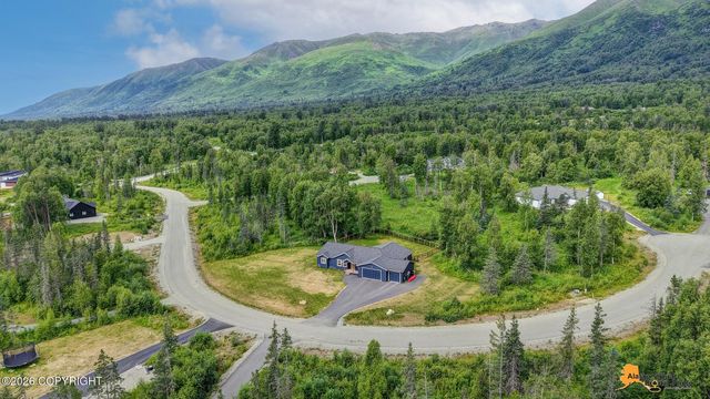 7355 E Narnia Circle, Palmer, AK 99645