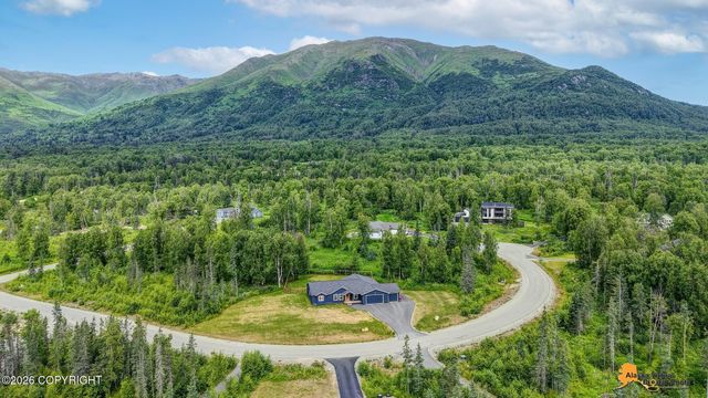 7355 E Narnia Circle, Palmer, AK 99645