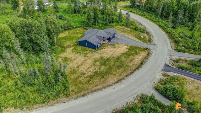 7355 E Narnia Circle, Palmer, AK 99645