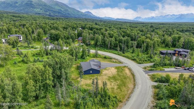 7355 E Narnia Circle, Palmer, AK 99645