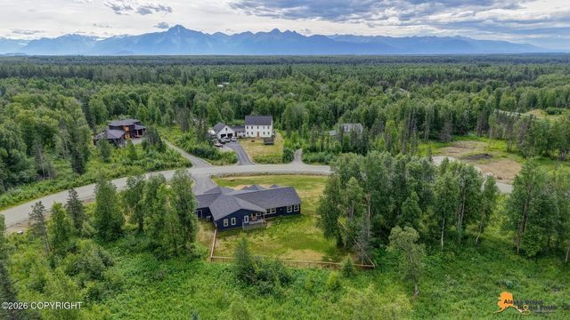 7355 E Narnia Circle, Palmer, AK 99645
