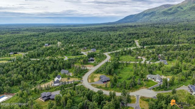 7355 E Narnia Circle, Palmer, AK 99645