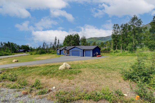 7355 E Narnia Circle, Palmer, AK 99645