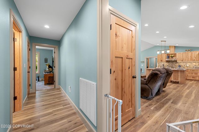 7355 E Narnia Circle, Palmer, AK 99645