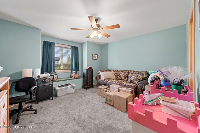 7355 E Narnia Circle, Palmer, AK 99645