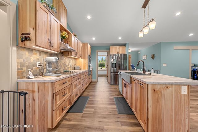 7355 E Narnia Circle, Palmer, AK 99645