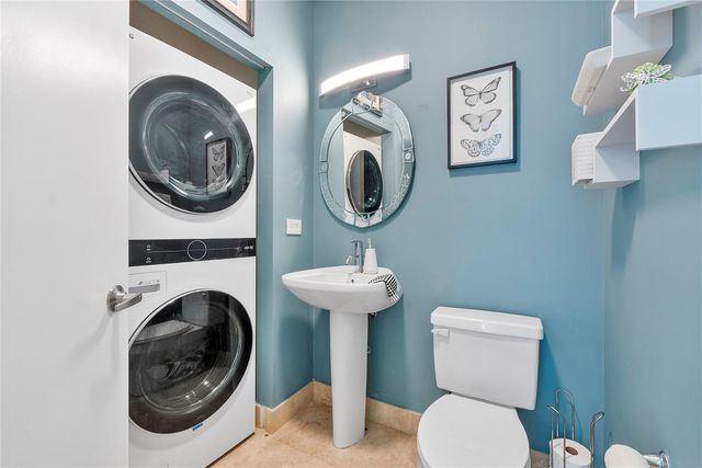 313 NE 2nd St 204, Fort Lauderdale, FL 33301