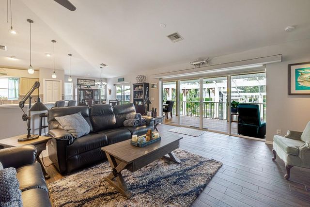 18110 Parkridge CT, Fort Myers, FL 33908